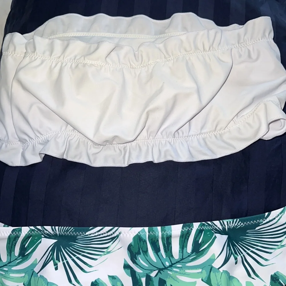 Full bikini - Picture 4 of 5